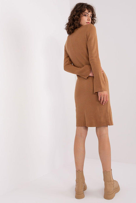 Chic Ribbed Knit Midi Daydress