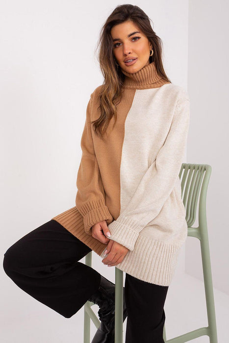 Chic Two-Tone Turtleneck Sweater for Effortless Elegance