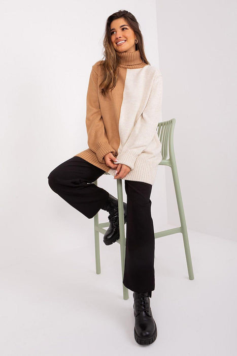 Chic Two-Tone Turtleneck Sweater for Effortless Elegance