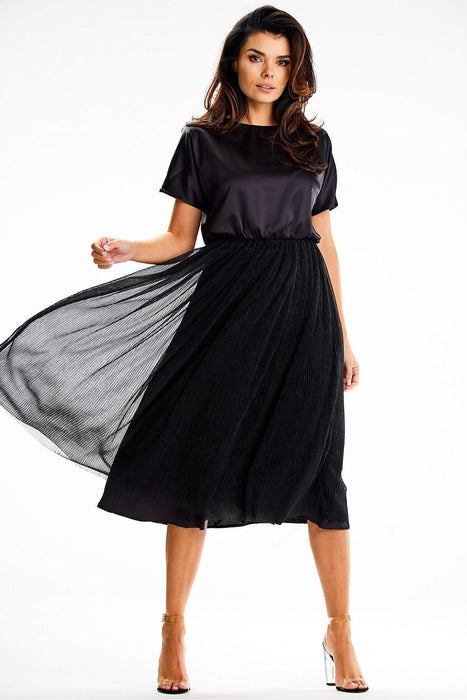 Elegant Satin and Mesh Kimono Sleeve Midi Dress