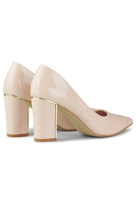 Sustainable Chic Beige Stiletto Pumps Crafted from Eco-Friendly Leather