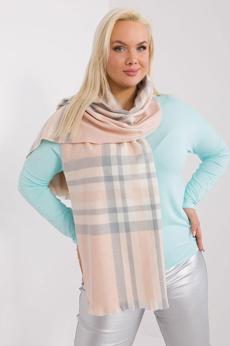 Stylish Checkered Winter Wrap