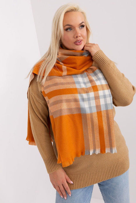 Stylish Checkered Winter Wrap