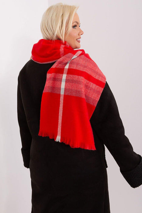 Stylish Checkered Winter Wrap