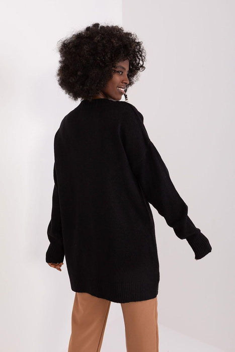 Sophisticated Contemporary Knit Sweater with Timeless Elegance