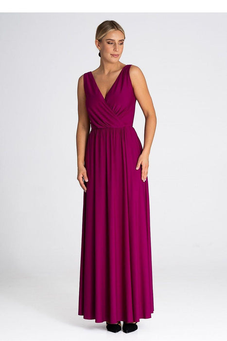 Sophisticated V-Neck Maxi Dress with Eye-Catching Front Slit and Tailored Waist Detail