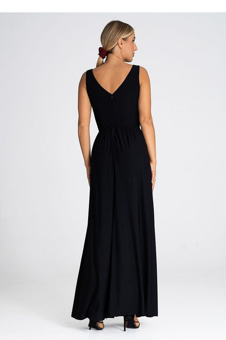 Sophisticated V-Neck Maxi Dress with Eye-Catching Front Slit and Tailored Waist Detail