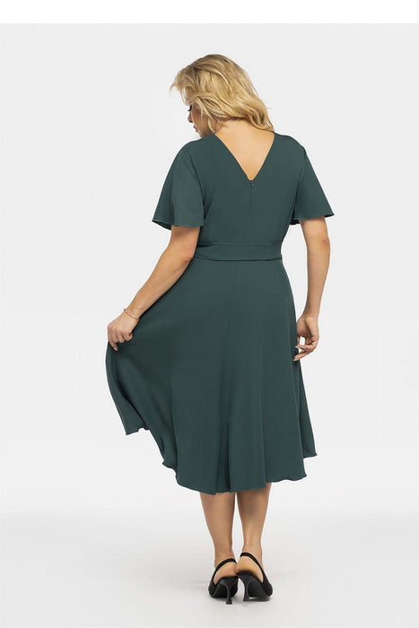 Dancing Delight: Karko Wrap Dress for Plus Size Elegance