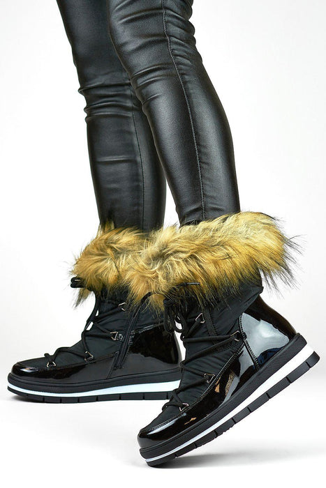 Cozy Faux Fur-Lined Winter Boots for Women