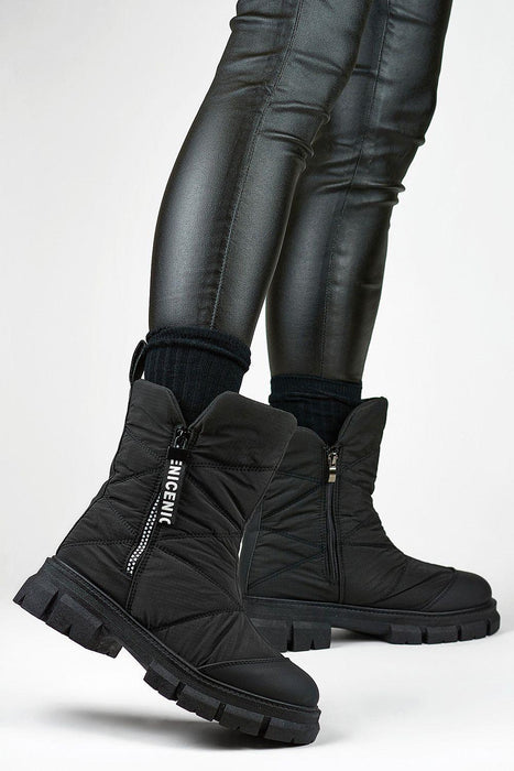 Winter Chic Women's Fur-Lined Snow Boots