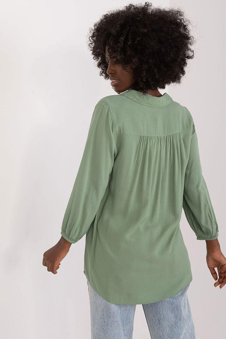 Elegant Essential Top