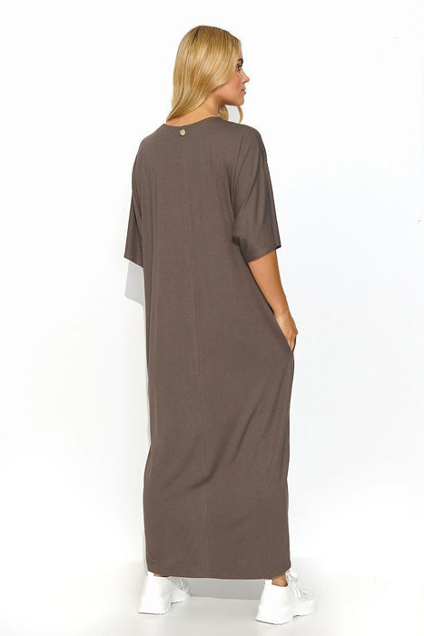 Effortlessly Chic V-Neck Knit Maxi Dress for Summer Elegance