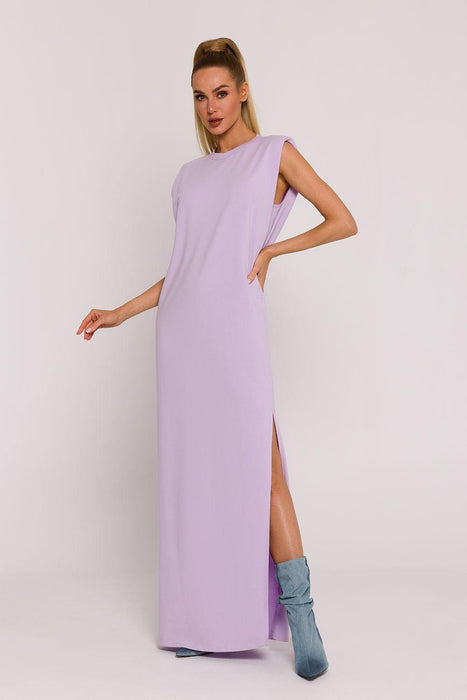 Stylish Knit Maxi Dress with Contemporary Shoulder Detail