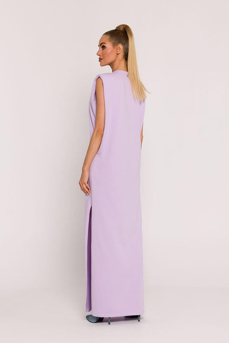 Stylish Knit Maxi Dress with Contemporary Shoulder Detail