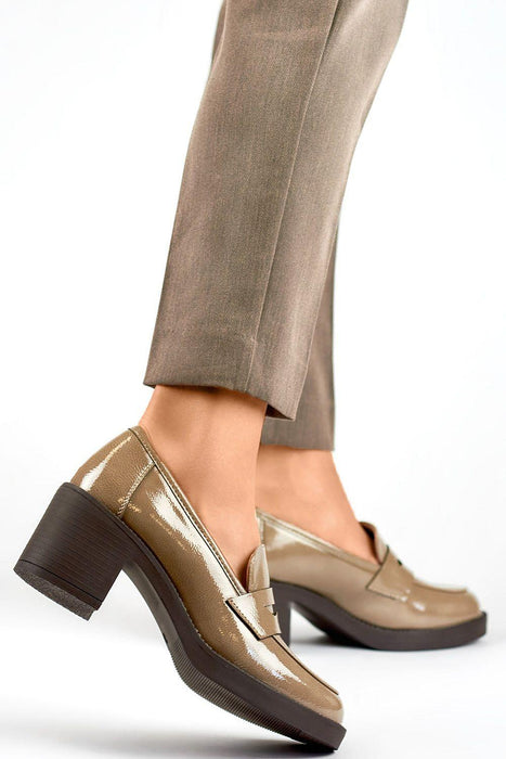 Sophisticated Beige and Brown Stiletto Pumps with Sustainable Leather