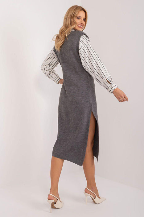 Chic Knit Midi Dress with Heart Neckline