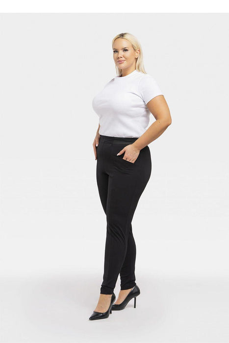 Karko Plus Size Bella Leggings - Chic and Comfortable Fashion Staple