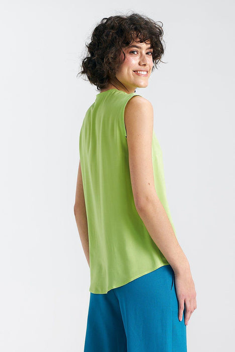 Chic Sleeveless Viscose Blouse with Pleated Details