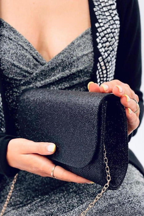 Iridescent Evening Clutch with Detachable Chain for Glamorous Nights