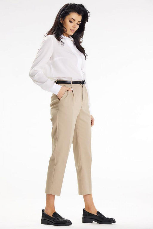 Elegant Gold Button-Up Shirt with Collar for Professional Attire