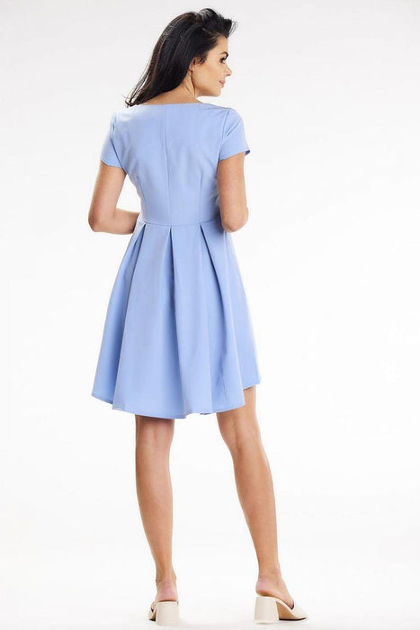 Stylish Pleated Trapeze Dress for Versatile Elegance