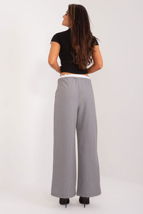 Sophisticated High-Waisted Palazzo Trousers for Trendsetting Women