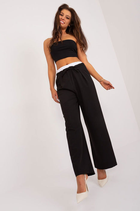 Sophisticated High-Waisted Palazzo Trousers for Trendsetting Women