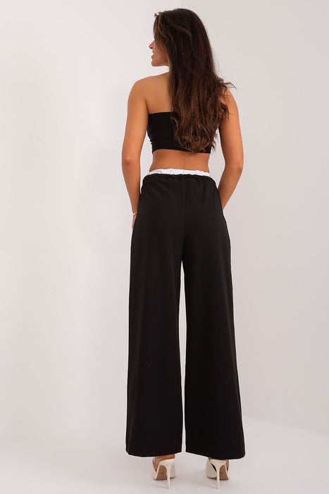 Sophisticated High-Waisted Palazzo Trousers for Trendsetting Women