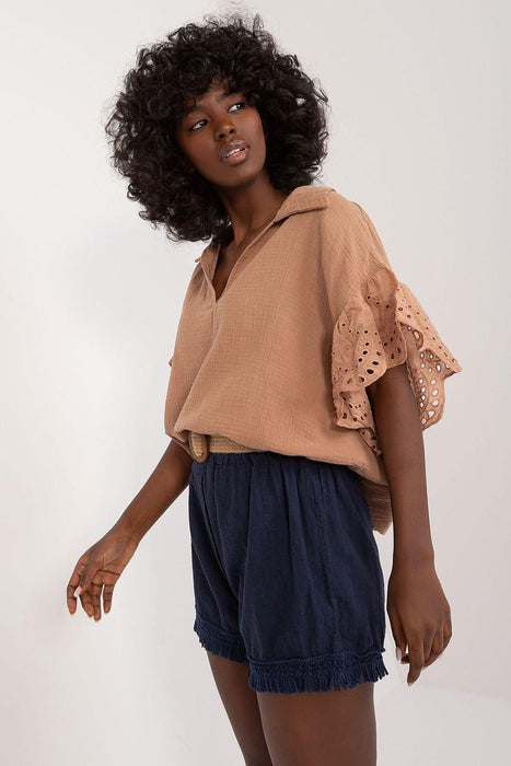 Summer-Ready Linen Tassel Shorts with Italian Elegance