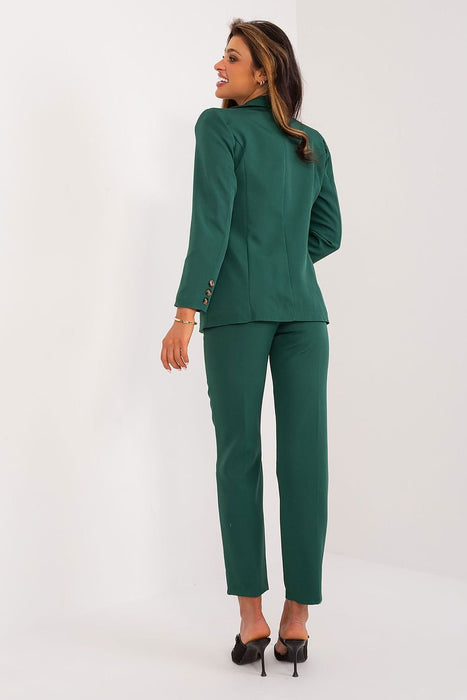 Elegant Italian Moda Suit Set