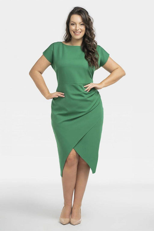 Chic Allure Plus Size Tara Dress for Elegant Occasions