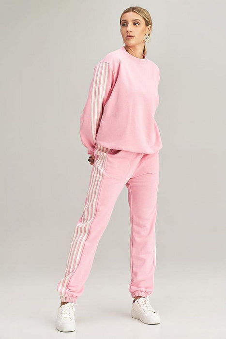 Cozy Striped Tracksuit Set with Coordinating Sweatshirt and Pants