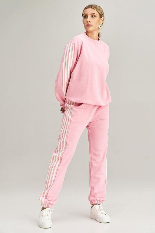 Cozy Striped Tracksuit Set with Coordinating Sweatshirt and Pants