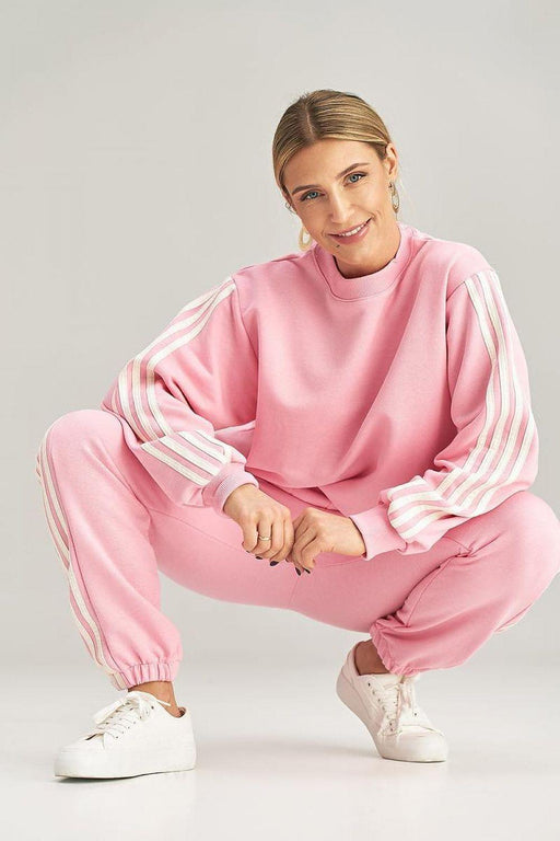 Cozy Striped Tracksuit Set with Coordinating Sweatshirt and Pants