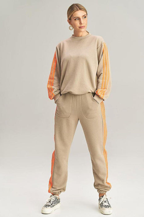 Cozy Striped Tracksuit Set with Coordinating Sweatshirt and Pants