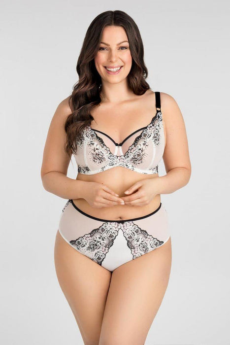 Luxurious Full Coverage Plus-Size Bra Set with Exceptional Support