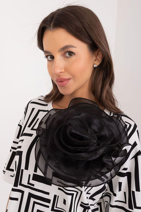 Chic Charm: The Lakerta Floral Brooch Blouse