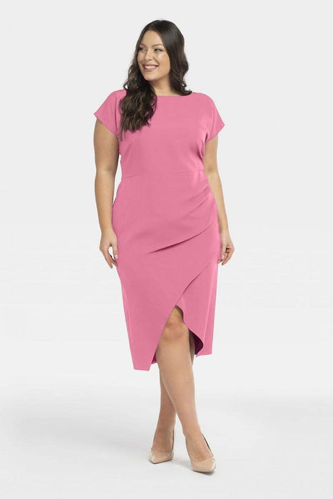 Chic Allure Plus Size Tara Dress for Elegant Occasions