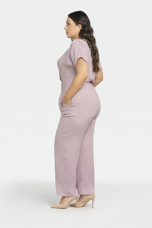 Chic and Comfortable Plus Size Summer Jumpsuit