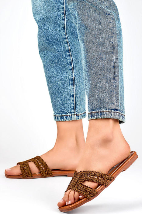 Lace-Trimmed Chic Flip-Flops