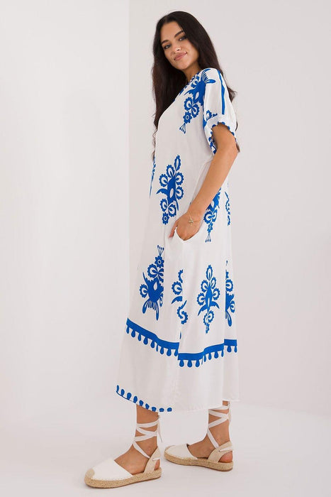 Vibrant Boho Midi Dress for Summer Elegance