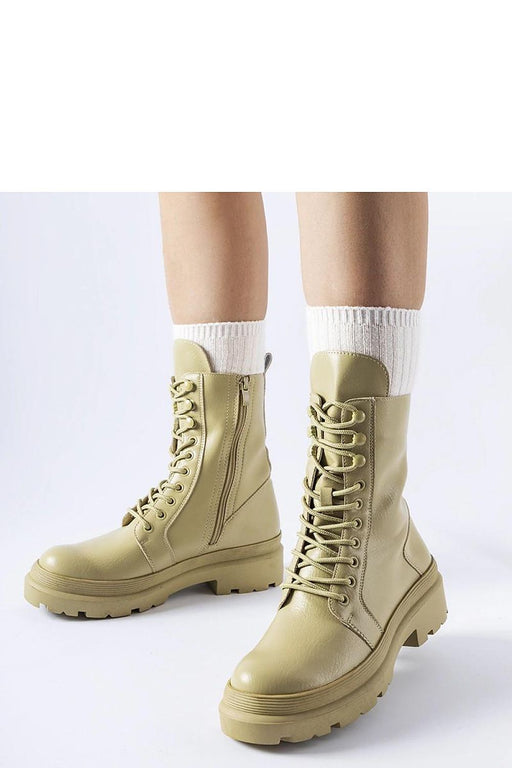 Boots model 205073