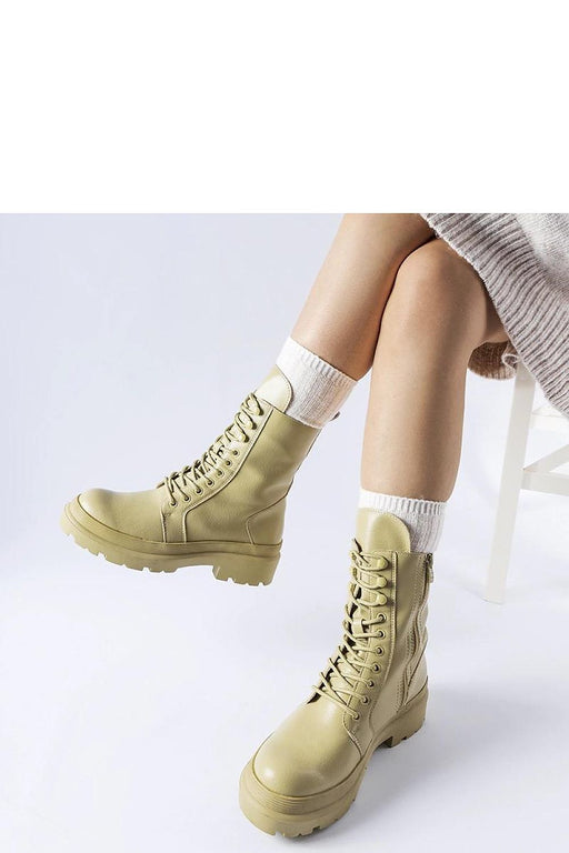 Boots model 205073