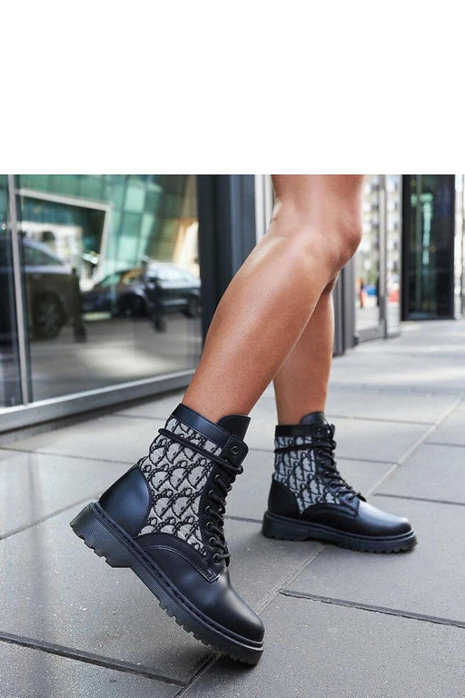 Boots model 206531