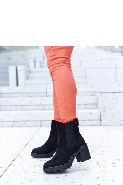 Heel boots model 206546