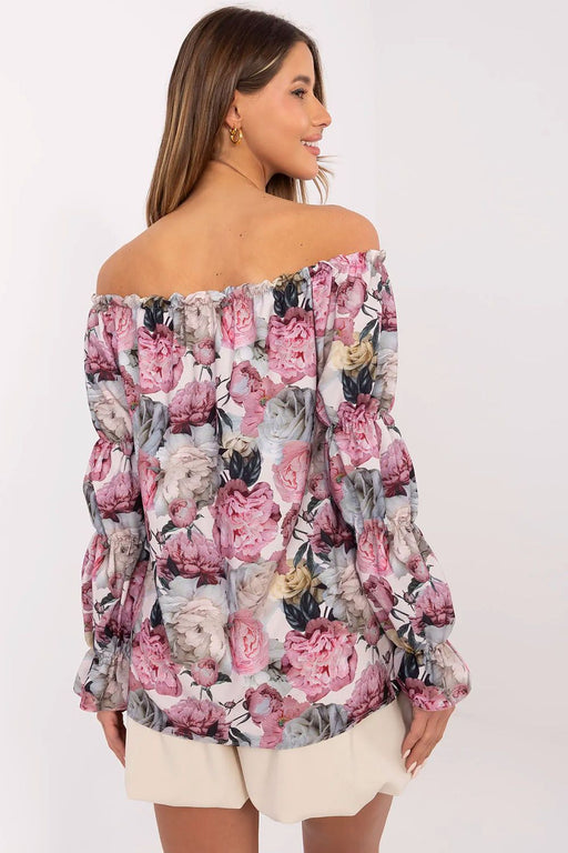 Blouse model 209166