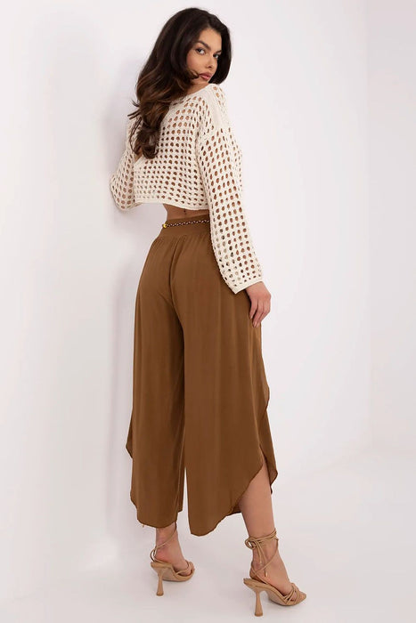Women trousers model 210671