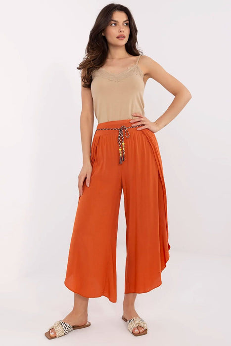 Women trousers model 210672