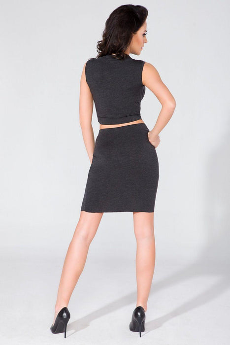 Chic Knit Crop Top with Stylish Half-Golf Neckline - Redefine Elegance