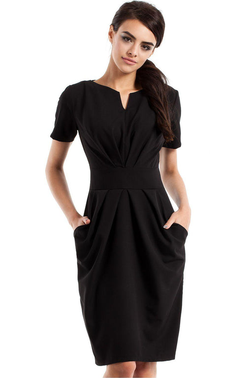 Chic Sweetheart Draped Day Dress with Convenient Side Pockets